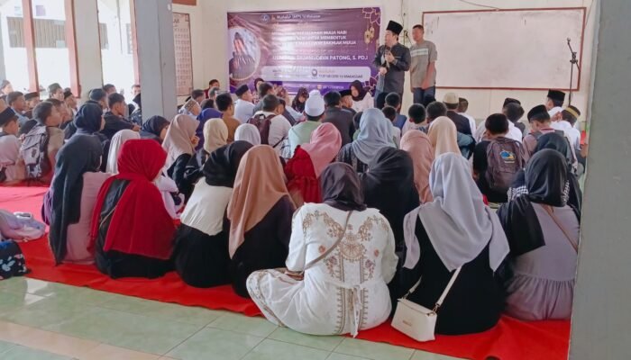 SMPN 16 Makassar Peringati Isra Mi’raj Nabi Muhammad SAW, Kepsek Tekankan Pembentukan Karakter Islami