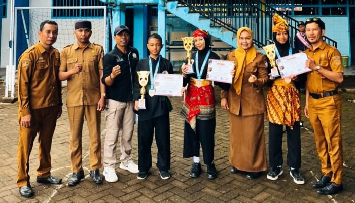 UPT SPF SMPN 54 Makassar Raih Tiga Medali pada Kejuaraan Pencak Silat Tingkat Nasional