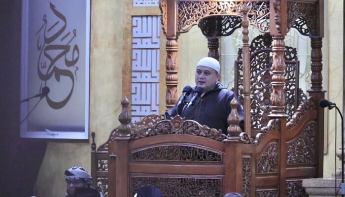 Lewat Sholat Subuh, Wali Kota Makassar Rajut Sinergi dengan Masyarakat