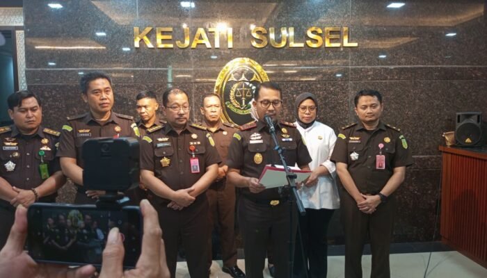 Kejati Sulsel Tahan Eks Gubernur Sulsel dan 4 Tersangka Lainnya Kasus Dugaan Korupsi Pengadaan Bibit Nanas