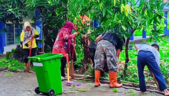 Momentum HPSN 2026, SMPN 21 Makassar Tanamkan Kesadaran Peduli Lingkungan kepada Siswa