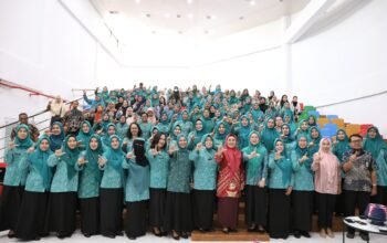 Hadapi Tantangan Era Digital, PKK Makassar Kampanyekan Membaca 15 Menit Sehari