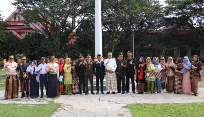 Bupati Luwu Utara Apresiasi Guru dan Siswa Tahfidz di Hardiknas 2026