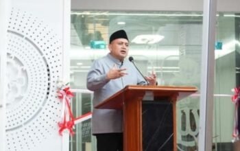 Munafri Resmikan Masjid Maradekaya, Ingatkan Warga Jangan Biarkan Masjid Sepi