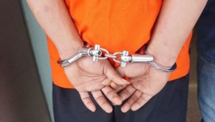 Satresnarkoba Polres Soppeng Gerebek Rumah di Cenrana, Lima Paket Diduga Sabu Diamankan