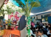Kaddo Minyak dan Pohon Telur Semarakkan Maulid Nabi di SMPN 49 Makassar