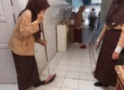 Belajar dari Budaya Jepang, SMPN 5 Makassar Tanamkan Kemandirian Lewat Kerja Bakti